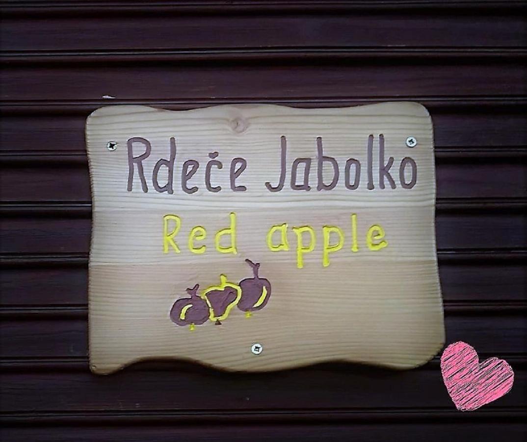 Red Apple Apartment Бовец Екстериор снимка